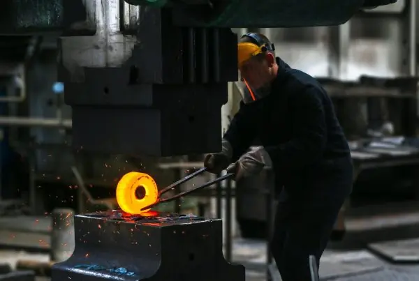 Bllog- Meseria de fierar - o scurtă incursiune în lumea fascinantă a prelucrării metalelor